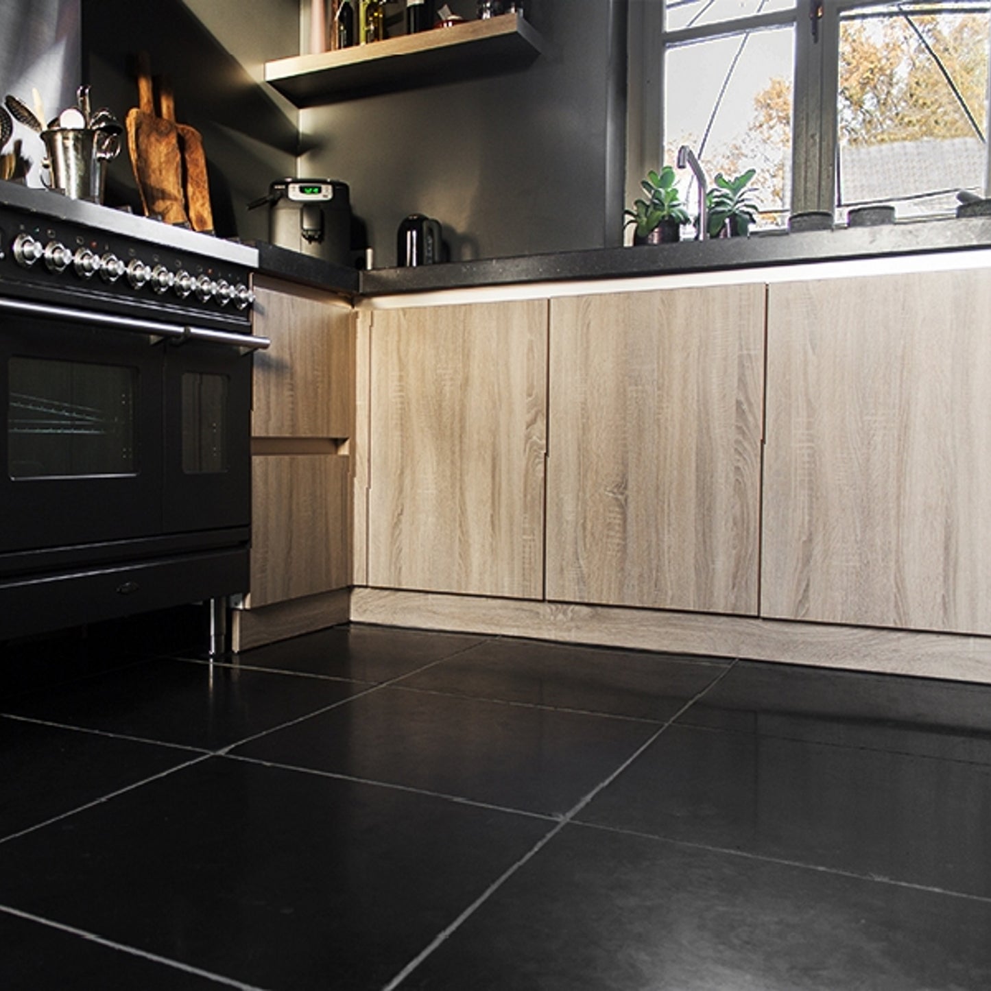 Black Honed Slate Tiles 10mm Thick